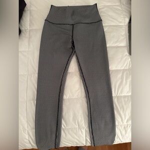 ALO Yoga Black and White Checkered Leggings